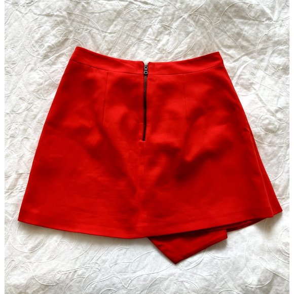 Alice + Olivia Asymmetrical Ruffle Mini Skirt | High-Waisted Nicky Skirt - Picture 2 of 7